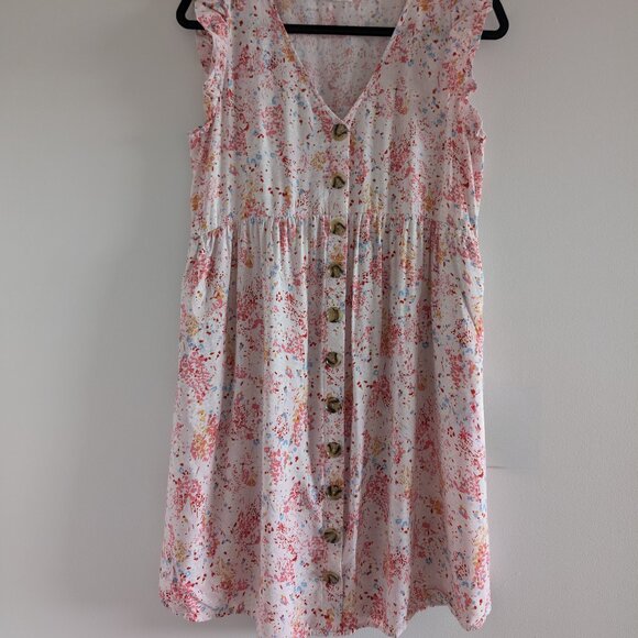 3/$30 Button detail floral summer dress - Picture 1 of 6